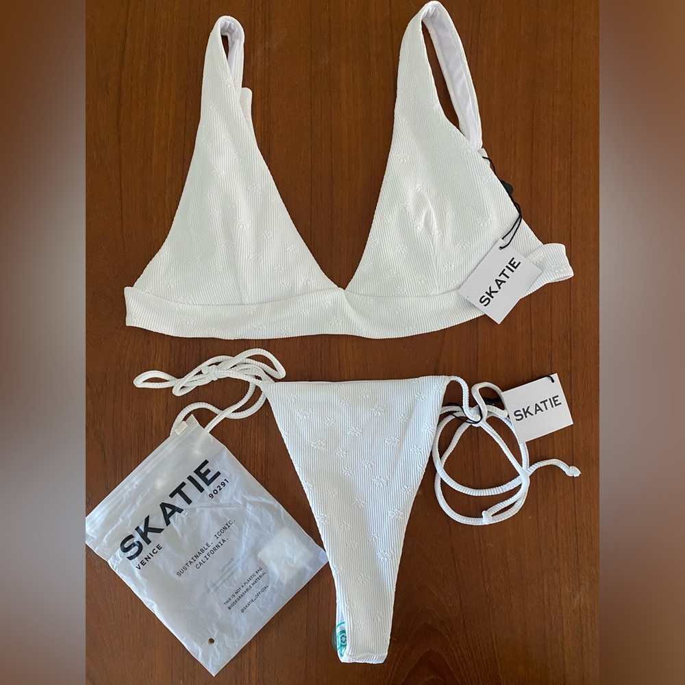 BNWT Skatie Bikini Set Asher Top and Elsa Bottom in Honeymoon